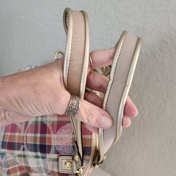 Like New Vintage Coach Poppy Madras Shoulder Bag - Picture 3 of 14